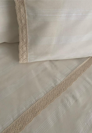 Parure de lit double tissée naturelle 220x240 – Naturel (Crème) – 50% coton & 50% lin – Taies d’oreiller dentelle | Maison Royale Collection