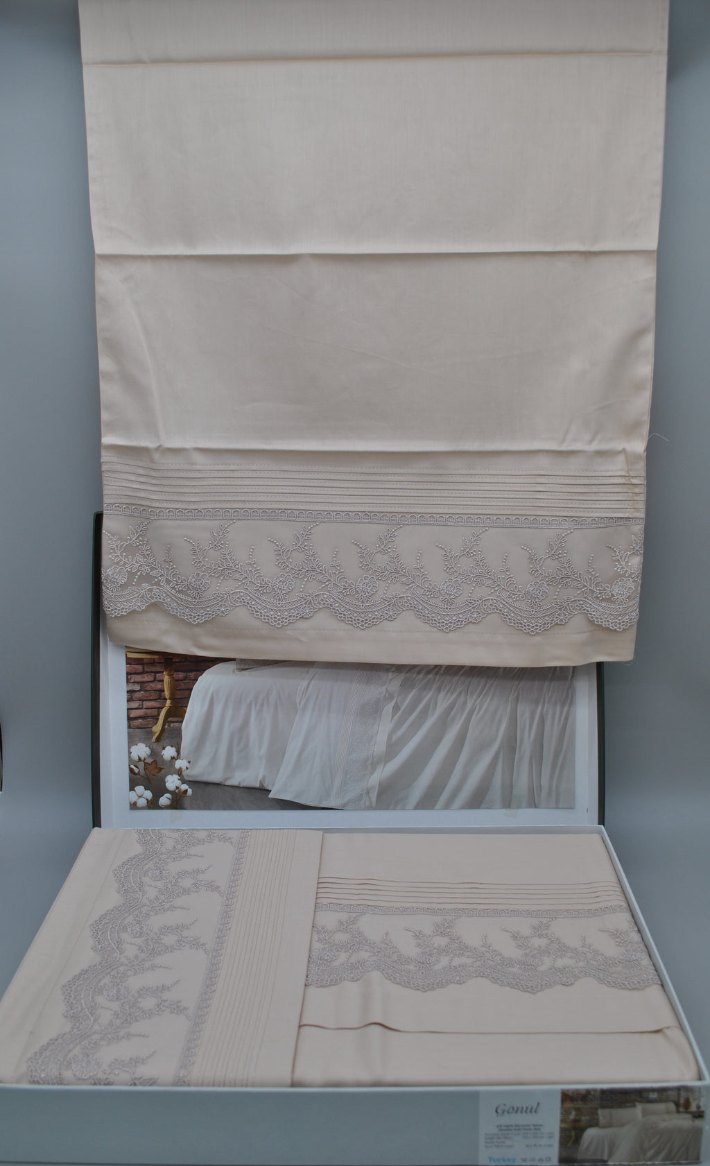 Parure de Lit Élégance Dentelle – 100% Coton – Taies d’Oreiller Dentelle | Maison Royale Collection